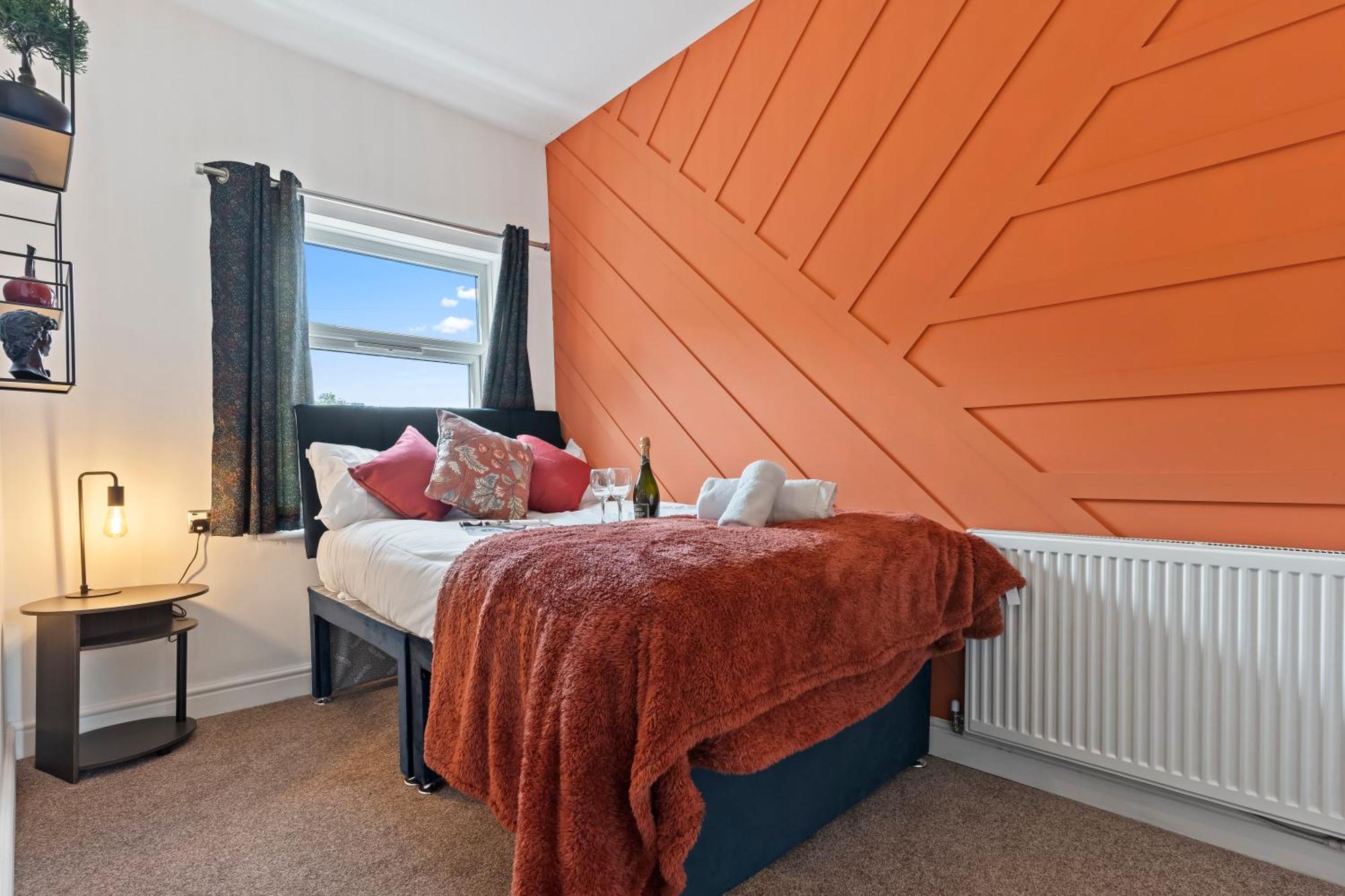 4 Bedroom, 2 Bath In Newcastle Town Centre מראה חיצוני תמונה